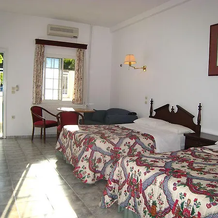 δελφίνι Σκόπελος