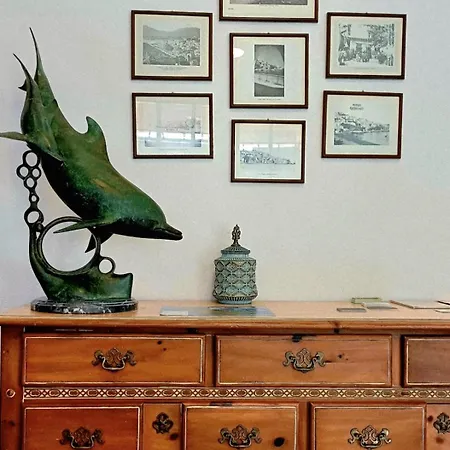 Ξενοδοχείο δελφίνι