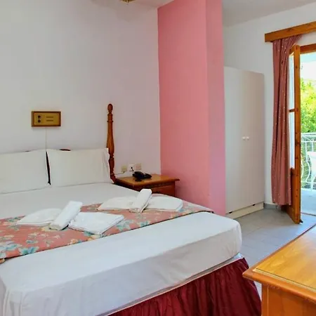 δελφίνι Σκόπελος