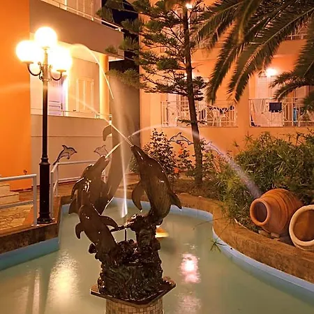 Dolphin Skopelos
