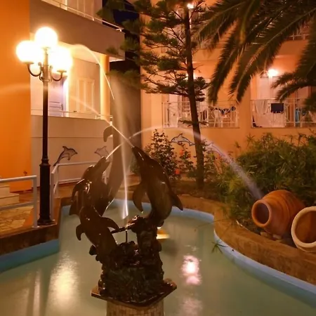 Dolphin Hotel