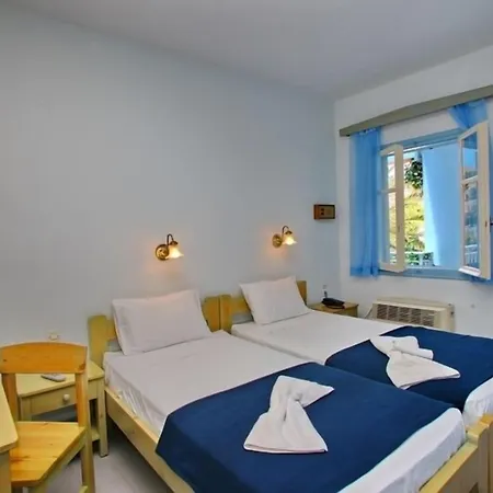 Dolphin 2* Skopelos