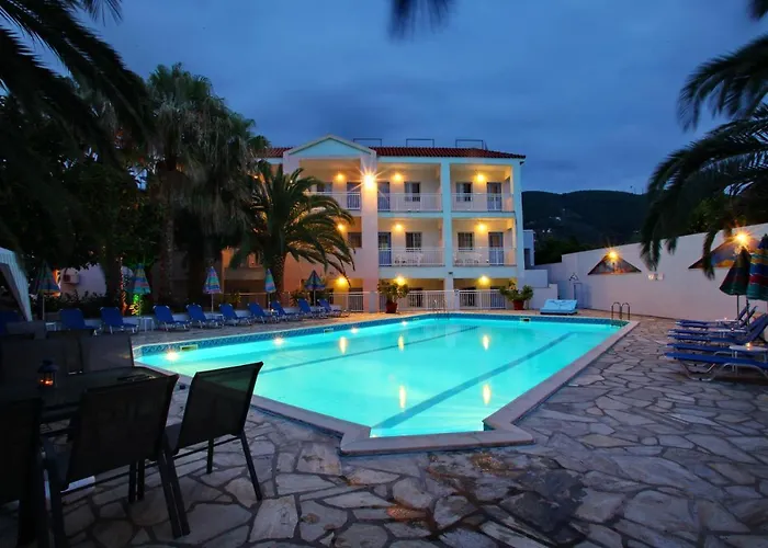 Dolphin 2* Skopelos Town