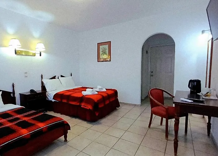 Dolphin Hotel Skopelos Town