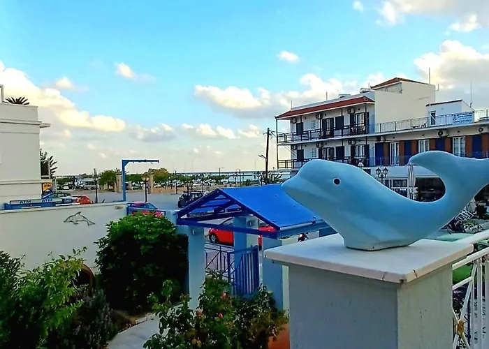 Dolphin Hotel