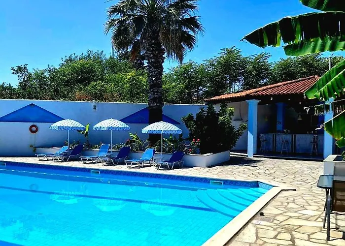 Dolphin 2* Skopelos Town