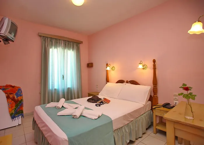 Hotel Dolphin Skopelos Town